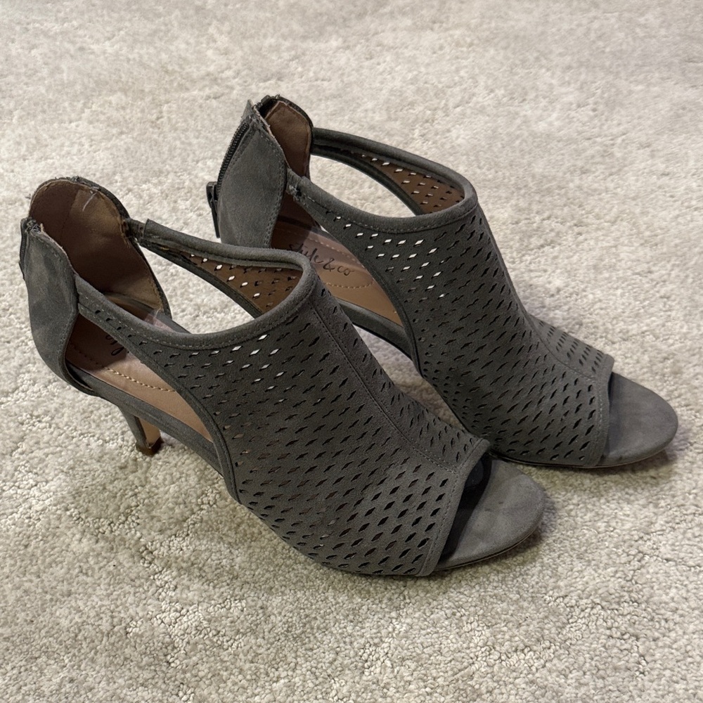 Style & Co. Charcoal Heels